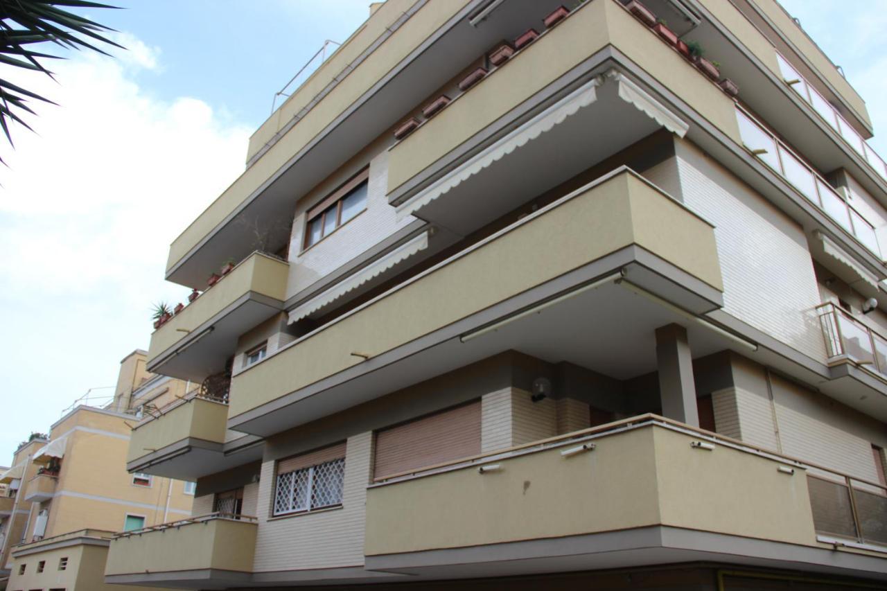Appartamento Via Dei Fabbri Navali Lido di Ostia Exteriér fotografie