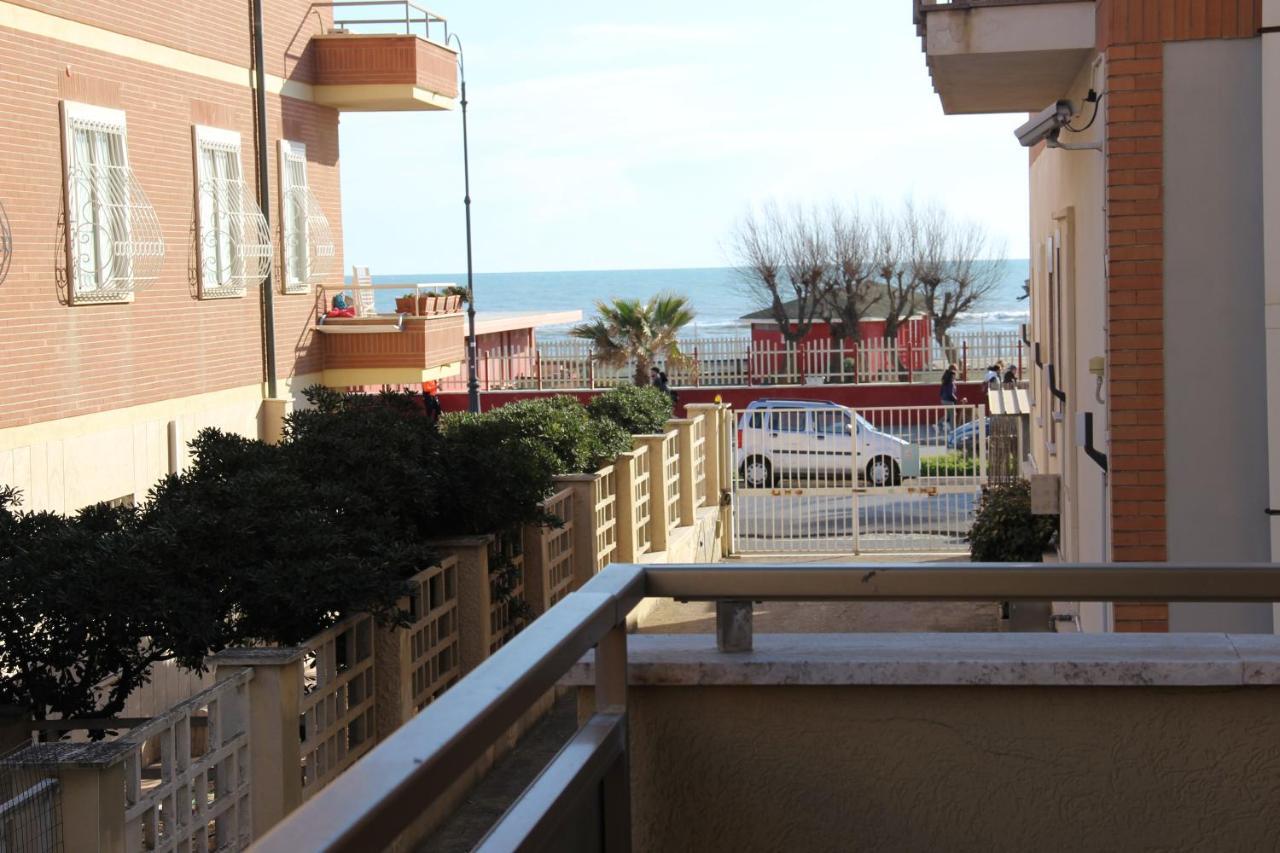Appartamento Via Dei Fabbri Navali Lido di Ostia Exteriér fotografie